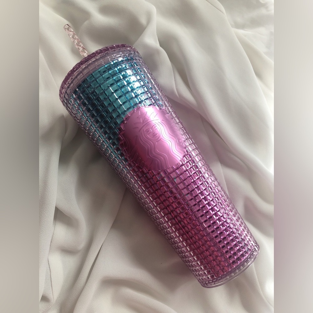 Starbucks 2021 Summer Pink and Blue Grid Kaleidoscope 24 oz Venti Tumbler